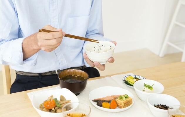 日常健康飲食中，葷素食如何搭配？